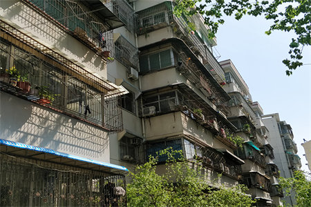 港基文华园紧邻四实小佛山中学精装修证满两年送车库